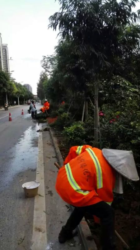 南宁江南那洪大道施工